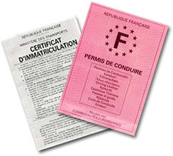 permis de conduire et certificat d'immatriculation